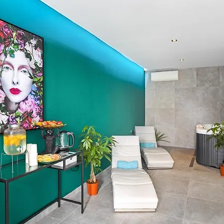 Vila Ulika With Pool, Sauna And Jacuzzi *